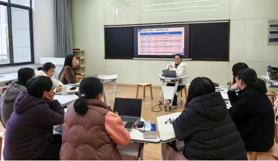 學院師資奔赴多地，開展“AI+”特色社會服務與教學融合實踐